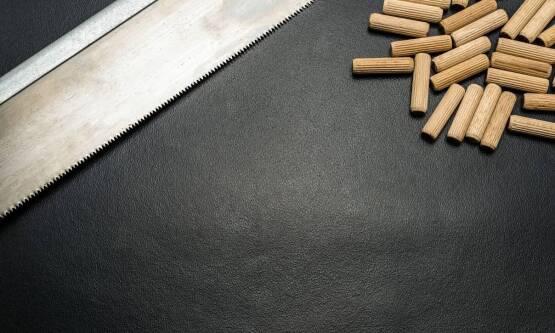 Rola kołków montażowych drewnianych w produkcji mebli z płyt MDF