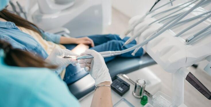 Jak przygotować się do zabiegu protetycznego?