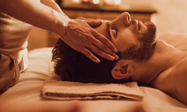 Rola masażu klasycznego w łagodzeniu objawów migrenowych