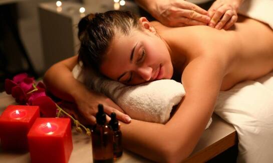 Autorski masaż twarzy i stóp jako sposób na odnowę biologiczną