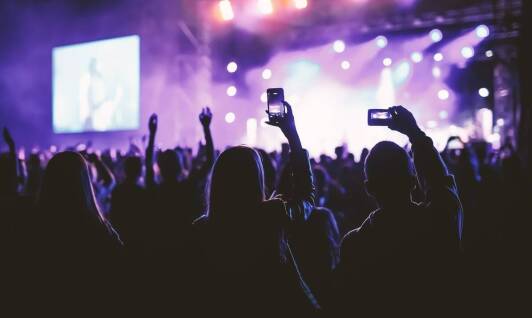 Wynajem krótkofalówek na festiwale muzyczne