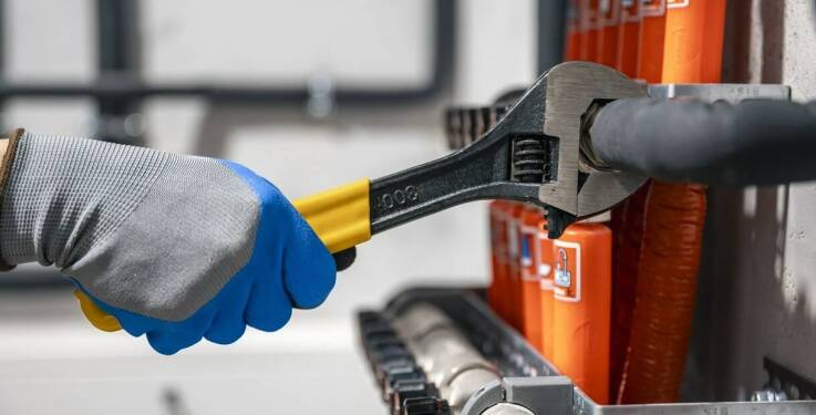 Kompleksowe usługi hydrauliczne dla firm i instytucji przemysłowych