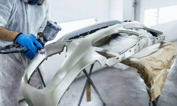 Jak produkcja reperaturek na zamówienie wpływa na naprawy blacharskie?