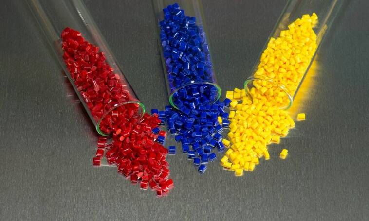 Wpływ stabilizatorów UV na jakość produktów z barwnikami do tworzyw sztucznych