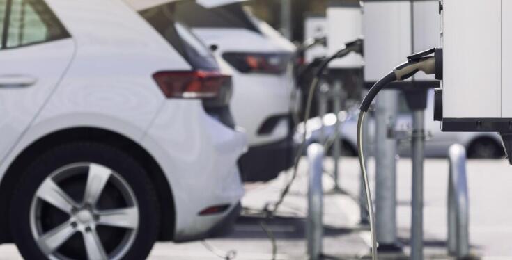 Elektryczne Volvo we Wrocławiu: Przyszłość motoryzacji już dziś