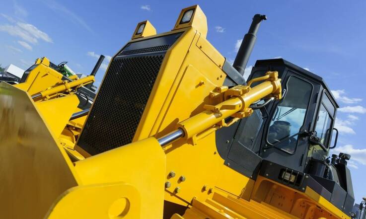 Skup pojazdów budowlanych – dlaczego warto sprzedać do skupu?