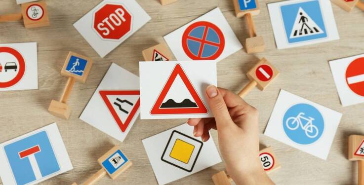 Jak efektywnie przygotować się do części teoretycznej kursu prawa jazdy?