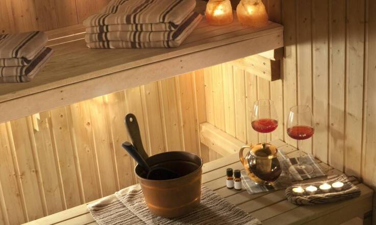 Zalety korzystania z finskiej lazni w hotelach i klubach fitness