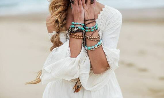 Bransoletki celebrytki i ich rola w nowoczesnej modzie jubilerskiej