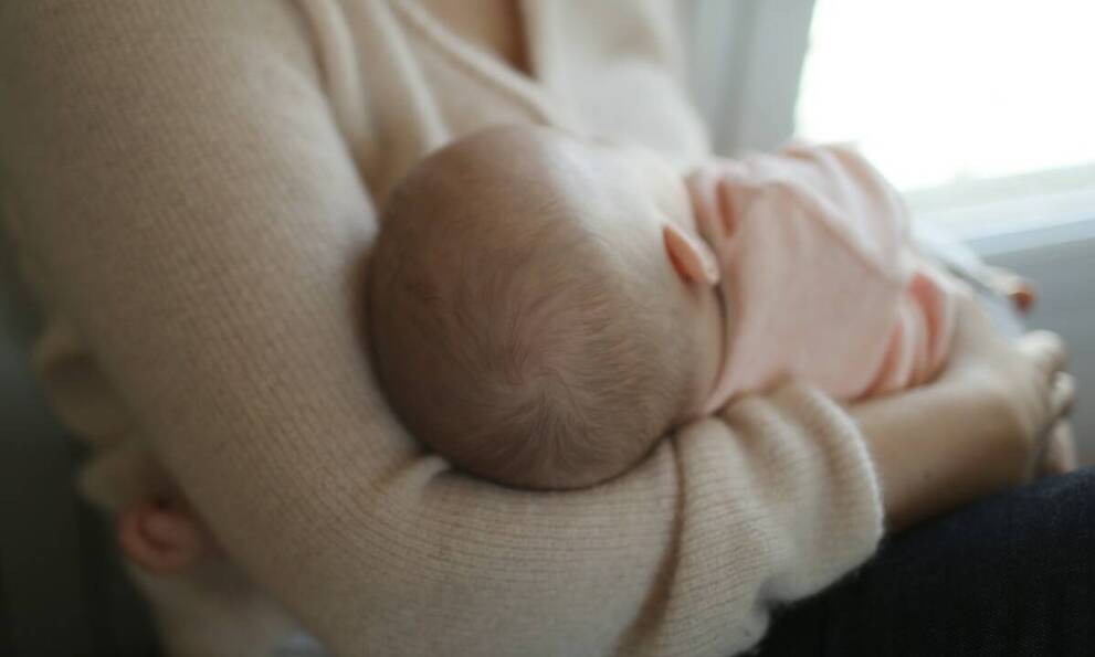 Jakie techniki fotograficzne są najskuteczniejsze w sesjach noworodkowych?