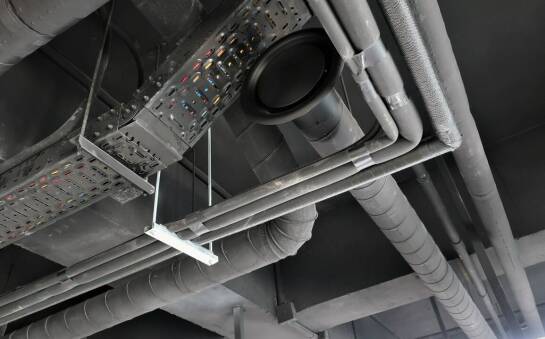 Dlaczego warto zainwestować w nowoczesne systemy wentylacyjne w firmach?