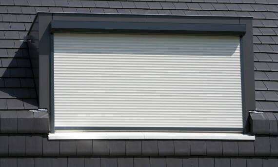 Najważniejsze cechy, na które warto zwrócić uwagę przy wyborze rolet antywłamaniowych