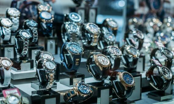 Czym różni się skup srebra od skupu złota w lombardzie?