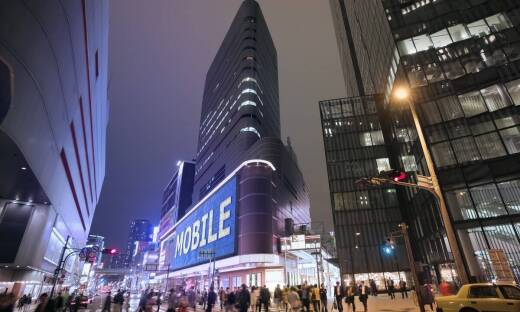 Ekrany LED w transporcie publicznym: jak mogą poprawić informację dla pasażerów?