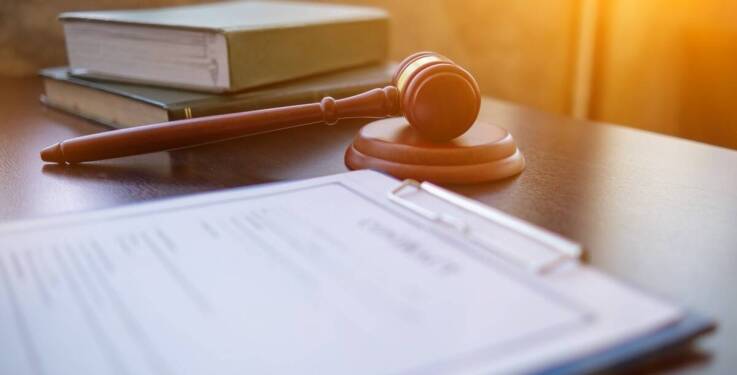 Jak adwokat prawo karne pomaga w sprawach o naruszenie nietykalności cielesnej?