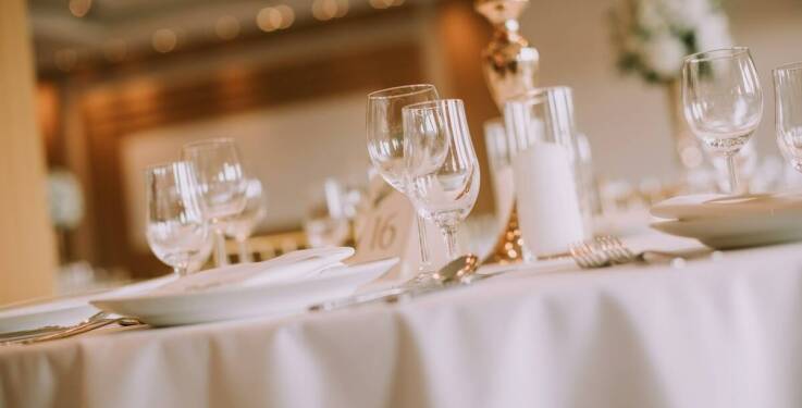 Jak nasza sala na chrzciny łączy elegancję z funkcjonalnością?