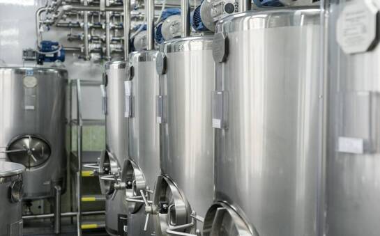 Zastosowanie mobilnych systemów chłodzących w przemyśle spożywczym – kluczowe aspekty