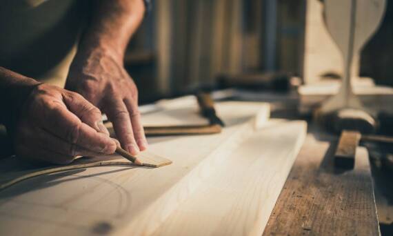 Nowoczesne techniki ciesielskie – co oferują specjaliści z Jarocina?