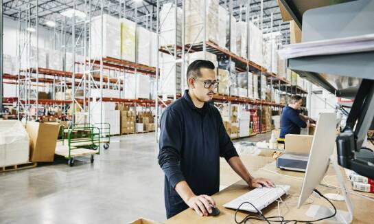 Jak konfekcjonowanie towarów wpływa na efektywność logistyki?