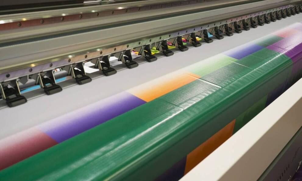 Jak różnorodność usług farbiarskich w dartex wpływa na ofertę tkanin?