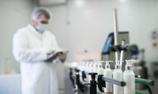 Korzyści z integracji zaawansowanych technologii w pompach dozujących dla pralni