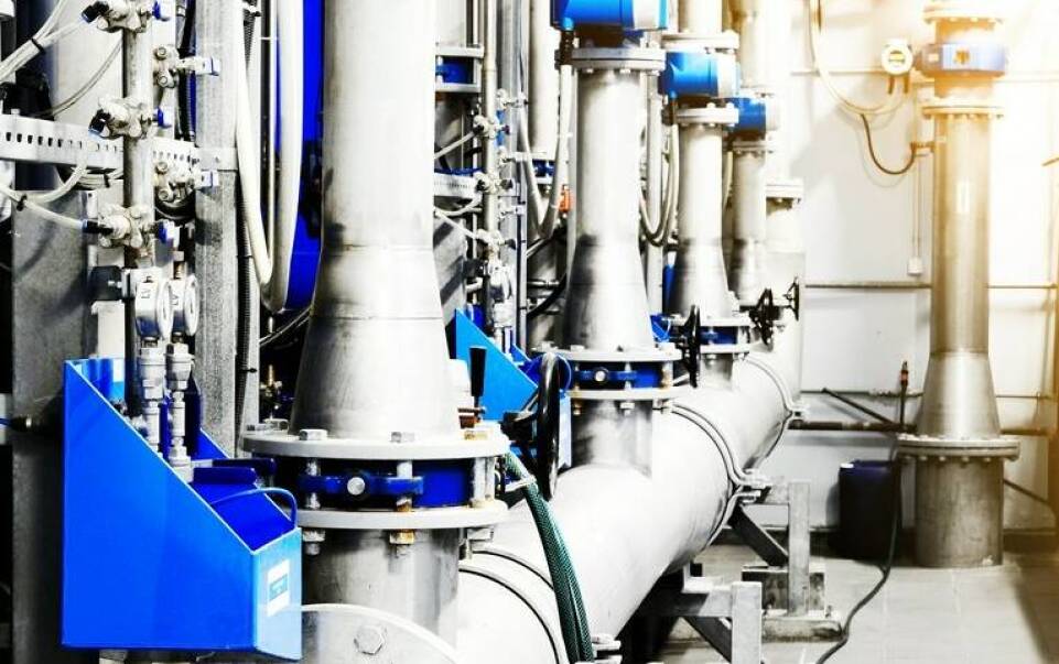 Kluczowe korzyści z instalacji systemów hydraulicznych w studniach głębinowych