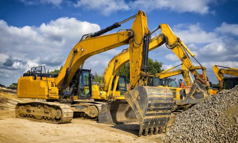 Wynajem koparek w Mazowieckim: jak optymalizować koszty prac ziemnych?