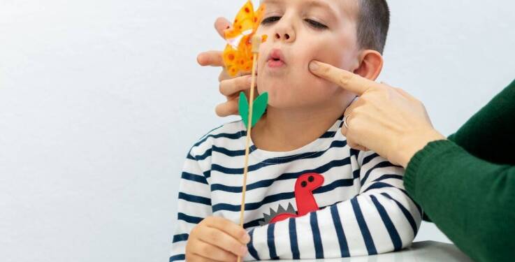 Jakie narzędzia wykorzystuje się w przedszkolu terapeutycznym do wspierania rozwoju dzieci?