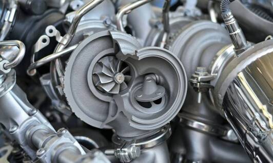 Jakie są najnowsze trendy w osprzęcie do silników dostawczych typu Renault Mascott 3.0?