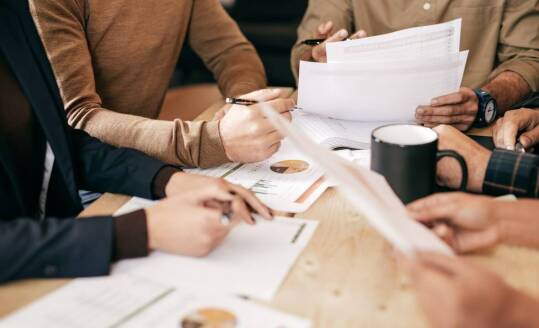 Poradnik: Jak przygotować się do zakupu posesji na sprzedaż?