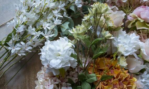 Odmiany hortensji dębolistnej dla miłośników klasycznych ogrodów