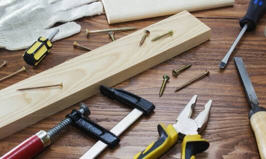 Porównanie różnych rodzajów sidingu – zalety i wady