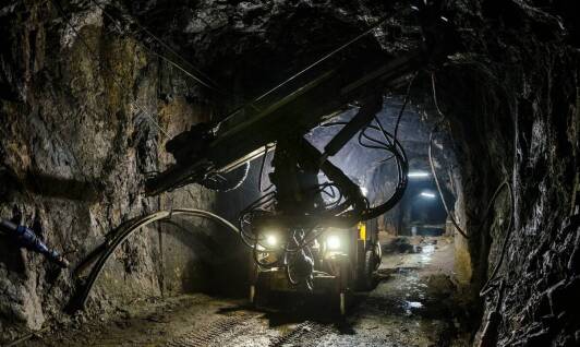 Jak przeciwwybuchowe baterie akumulatorowe przyczyniają się do redukcji ryzyka operacyjnego?