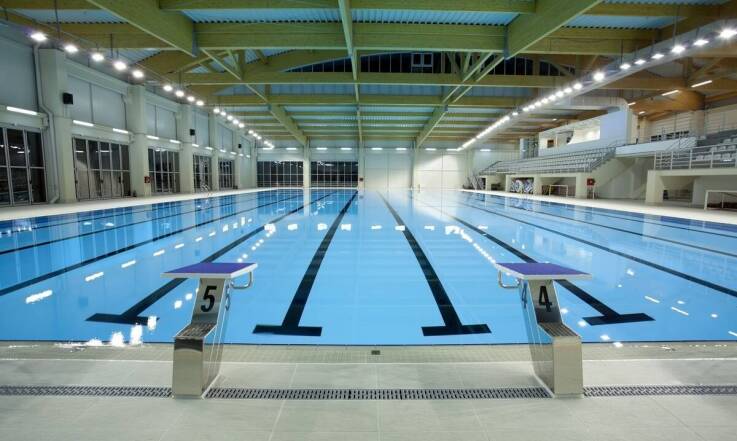 Jakie są najczęstsze mity dotyczące nauki pływania i jak je obalamy?