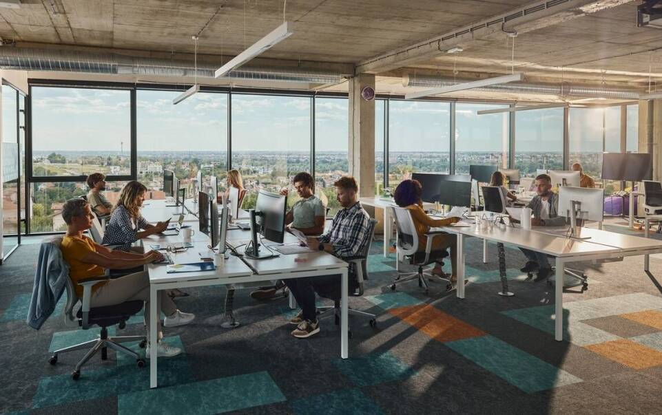 Jakie meble wybrać do urzędów, aby zapewnić funkcjonalność i wygodę?