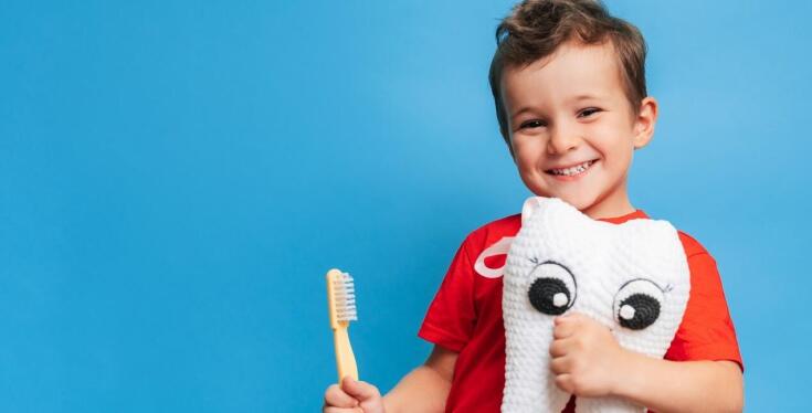 Jak pedodoncja łączy się z edukacją zdrowotną dla dzieci?