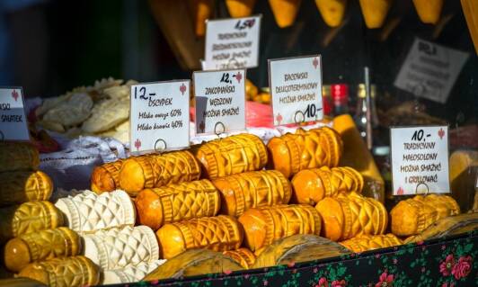 Zalety wyboru bonów podarunkowych jako prezentu dla bliskiej osoby