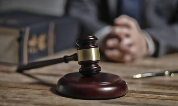 Znaczenie współpracy z adwokatem podczas zatrzymania przez policję