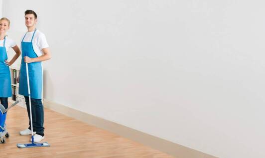 Jakie promocje na hosen für jungs warto śledzić w sklepach online?