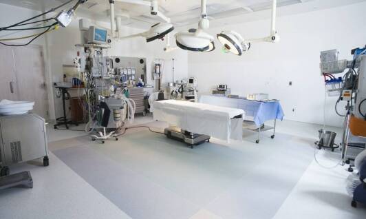 Chirurgia plastyczna twarzy z Bimax: Podróż do harmonii i piękna