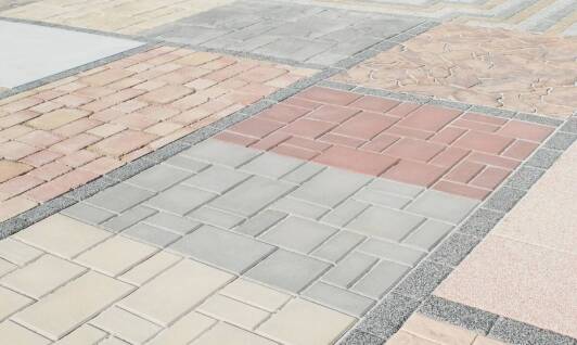 Jakie są najważniejsze etapy projektowania nawierzchni brukowej?