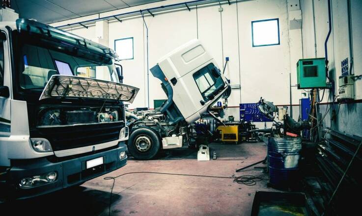 Dlaczego mobilny mechanik TIR to idealne rozwiązanie dla kierowców w trasie?