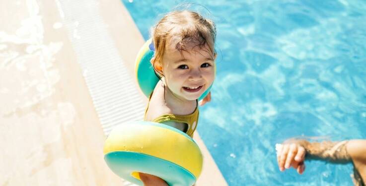 Nauka pływania dla dorosłych - jak pokonać lęk przed wodą?