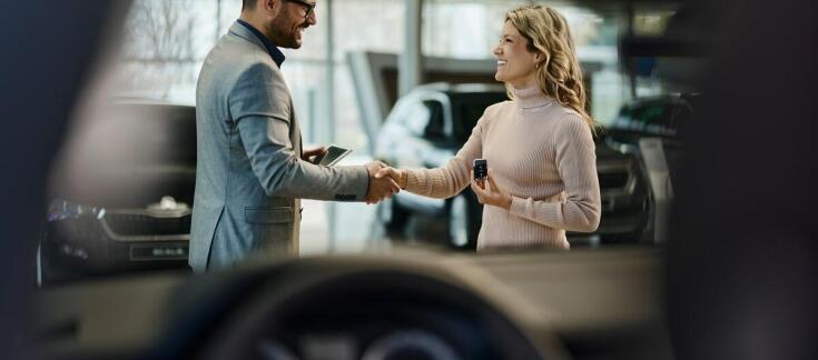 Zalety wyboru nowego Mercedesa u dealera w Warszawie i okolicach