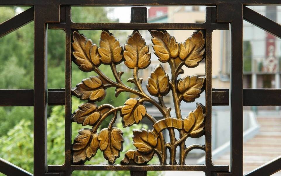 Jakie cechy powinny mieć zawijki, aby zapewnić stabilność ogrodzenia?