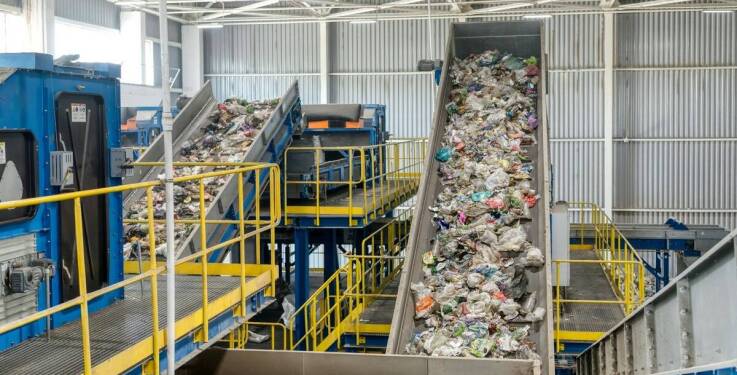 Jakie korzyści niesie ze sobą współpraca z lokalną firmą asenizacyjną?