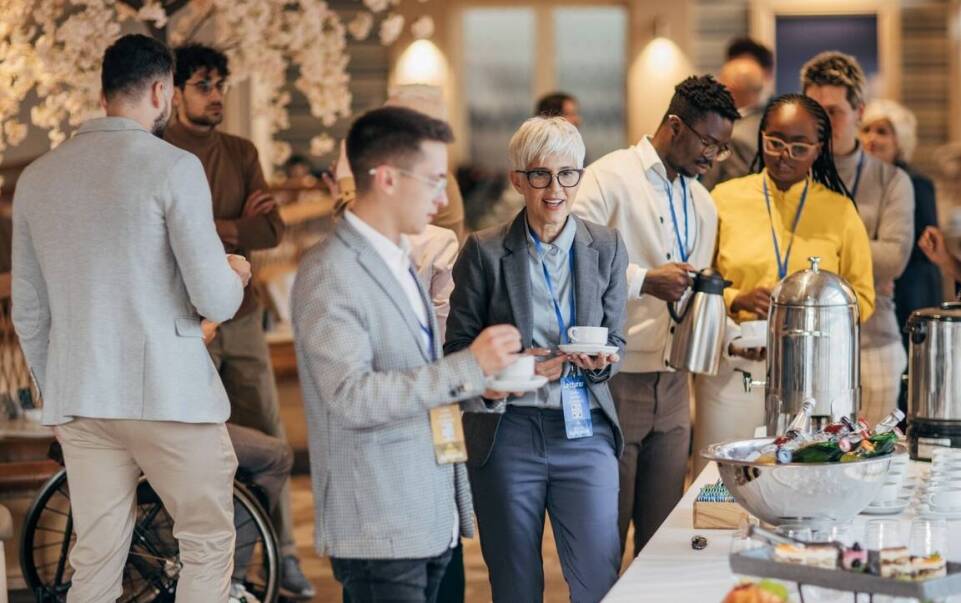 Jakie znaczenie ma wybór odpowiedniego miejsca dla sukcesu imprezy firmowej w Warszawie?