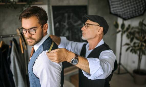 Przewodnik po garniturach męskich – jak dobrać idealny fason w Katowicach?