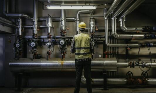 Odszlamianie instalacji ogrzewania podłogowego – dlaczego jest istotne?