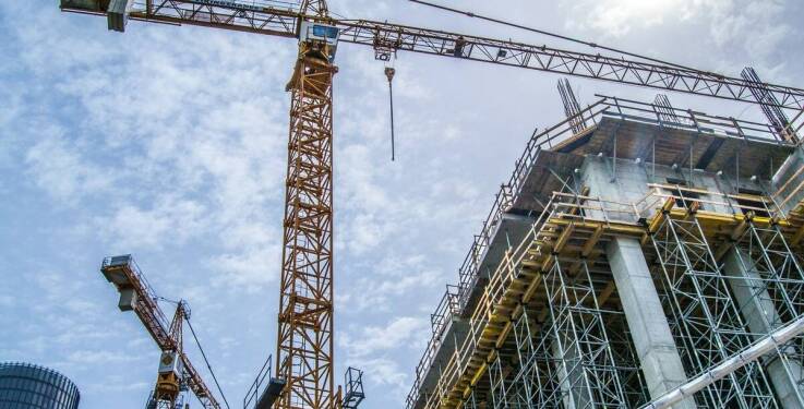 Jak nowoczesne rozwiązania wpływają na montaż konstrukcji stalowych?